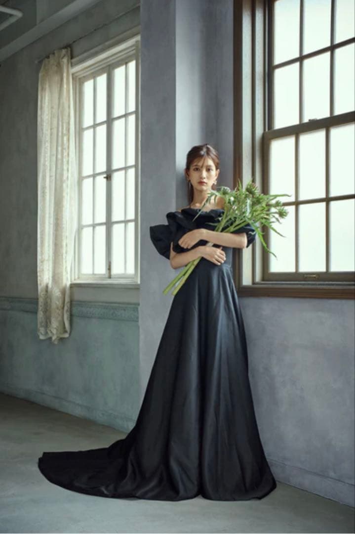 ドレスプロダクション　オフショルダー Aラインドレス ブラック（W274BK）