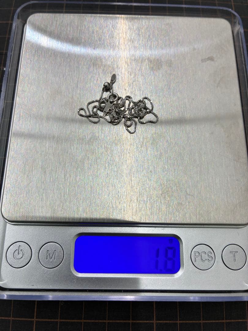 定番品:K18WGチェーンネックレス　45㌢ 0.7㍉幅