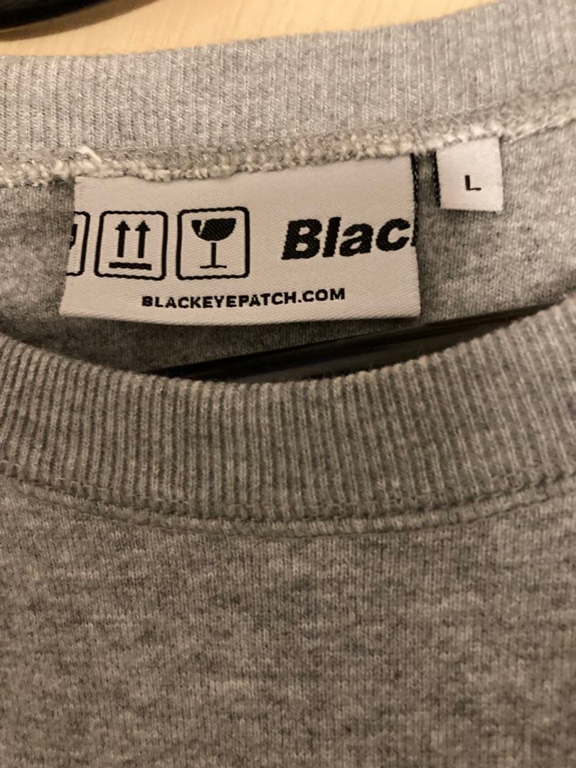 舐達麻　budspool gakkinブラックアイパッチ　スウェットトレーナーL