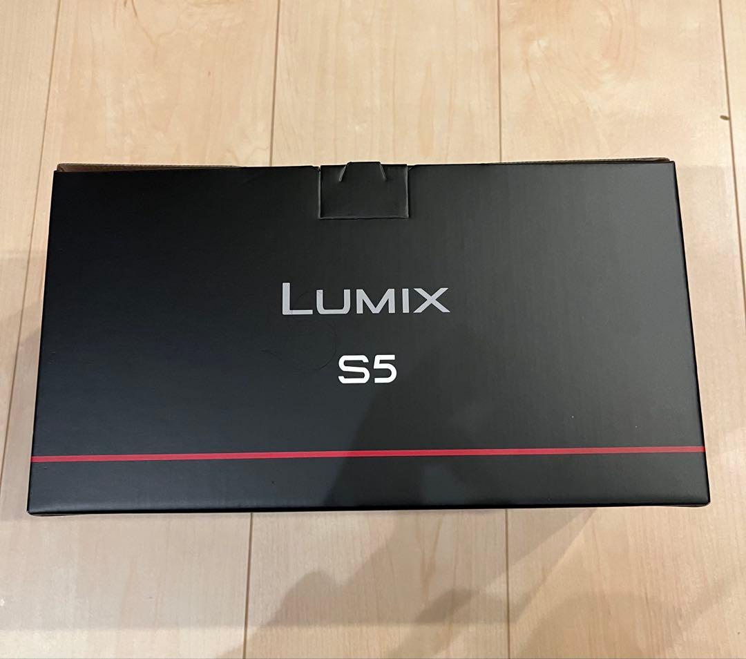 LUMIX S5 ミラーレスカメラ 本体