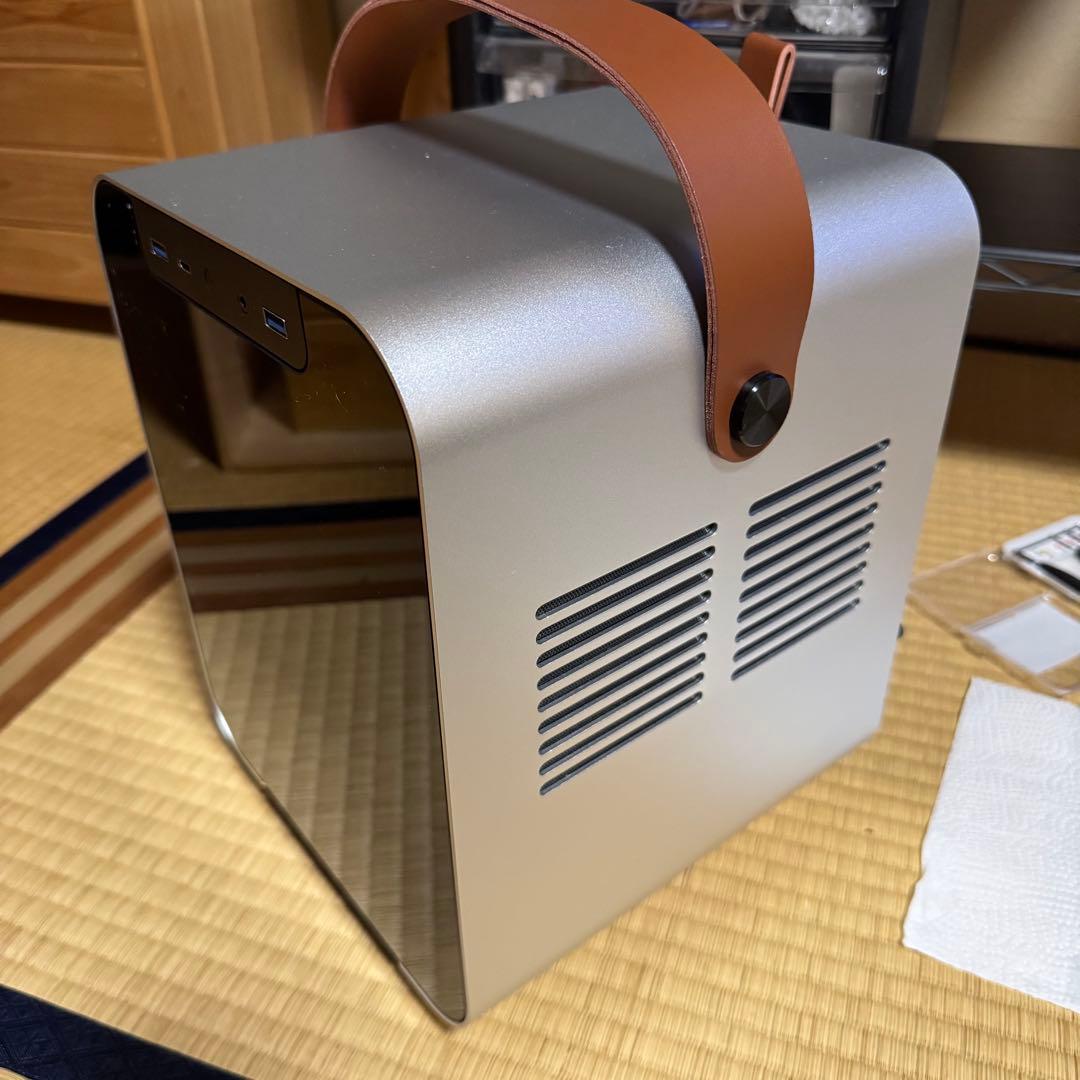 【希少】 Jonsplus BO100 Mini ITX PC ケース