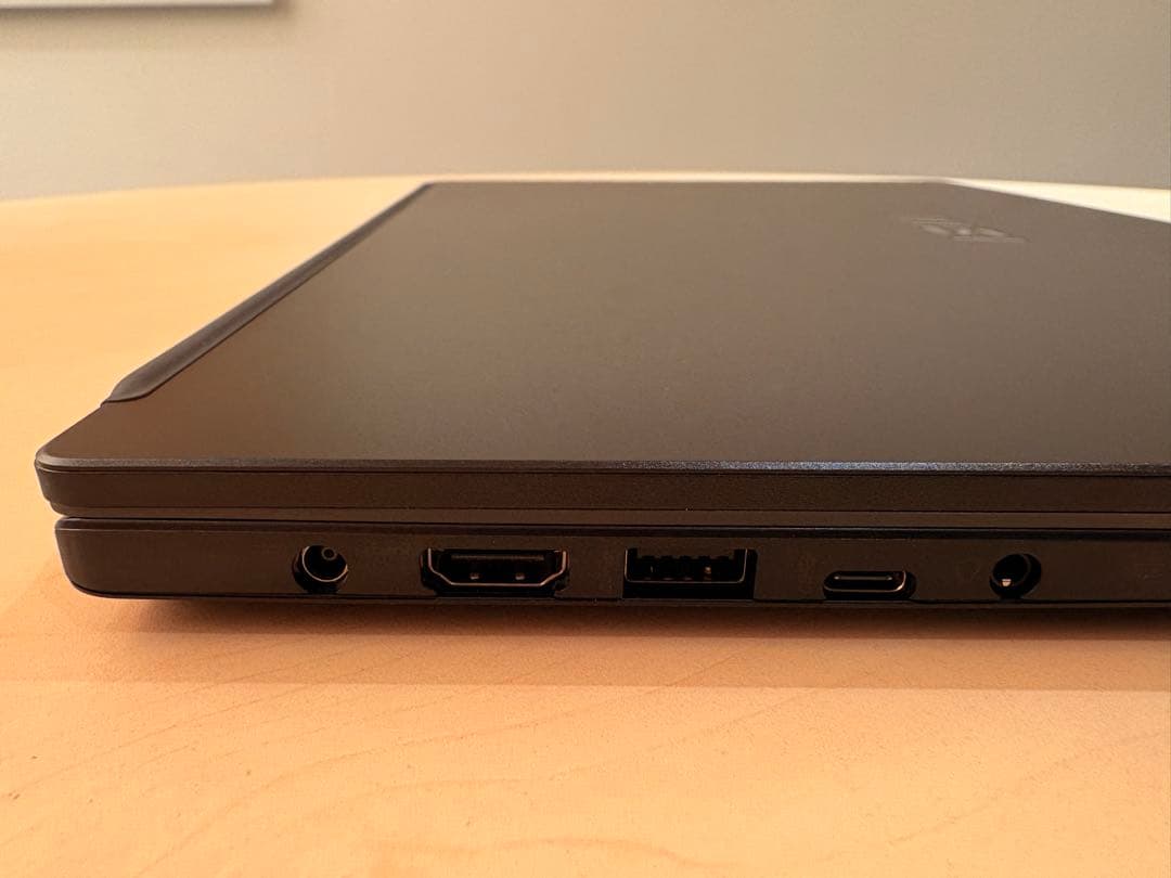 MSIノートPC Modern 15H Core i9 32GB 1TB