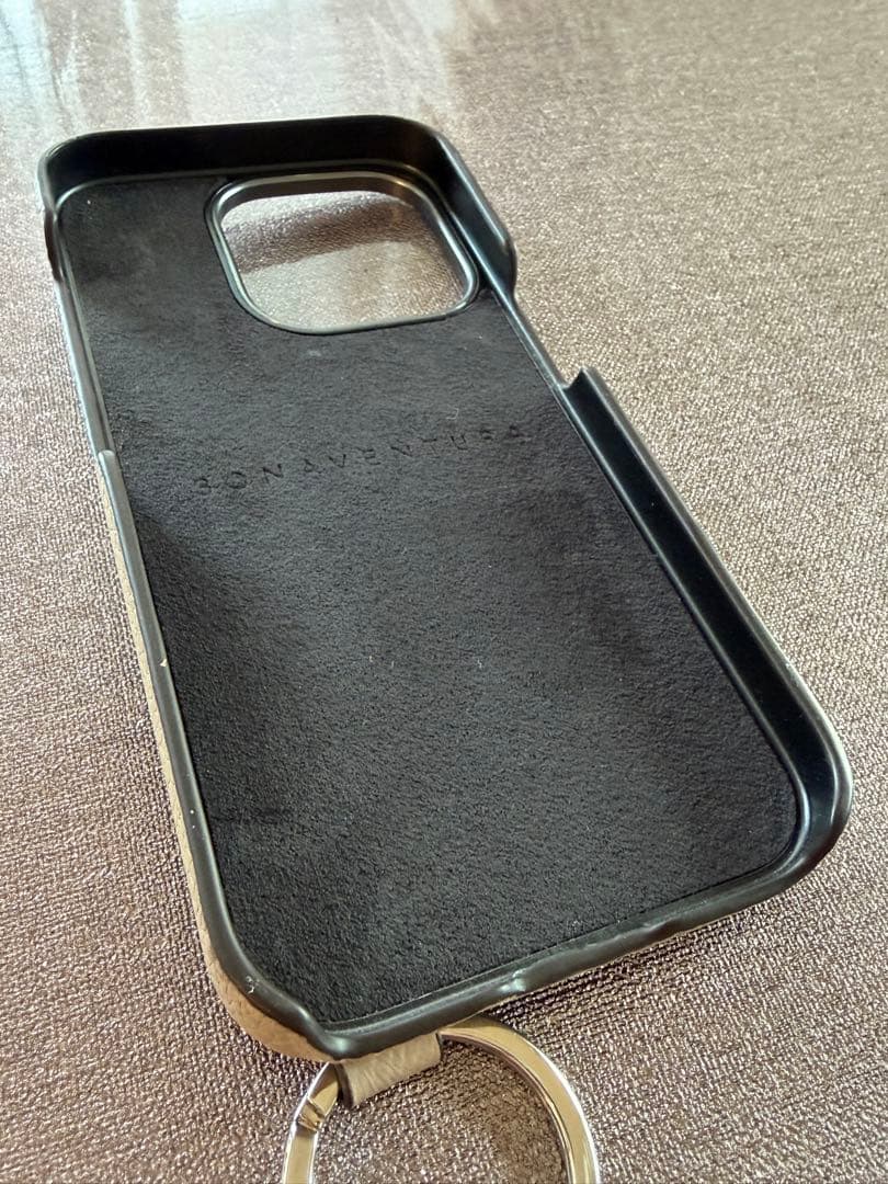 ★値下げ中★ボナベンチュラiPhone15Proケース