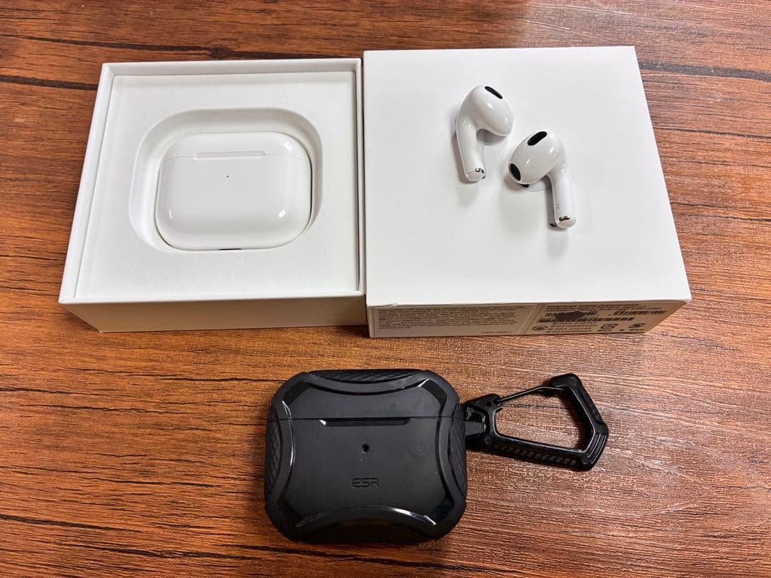 【美品】MagSafe充電ケース付きAirPods 3（第3世代）