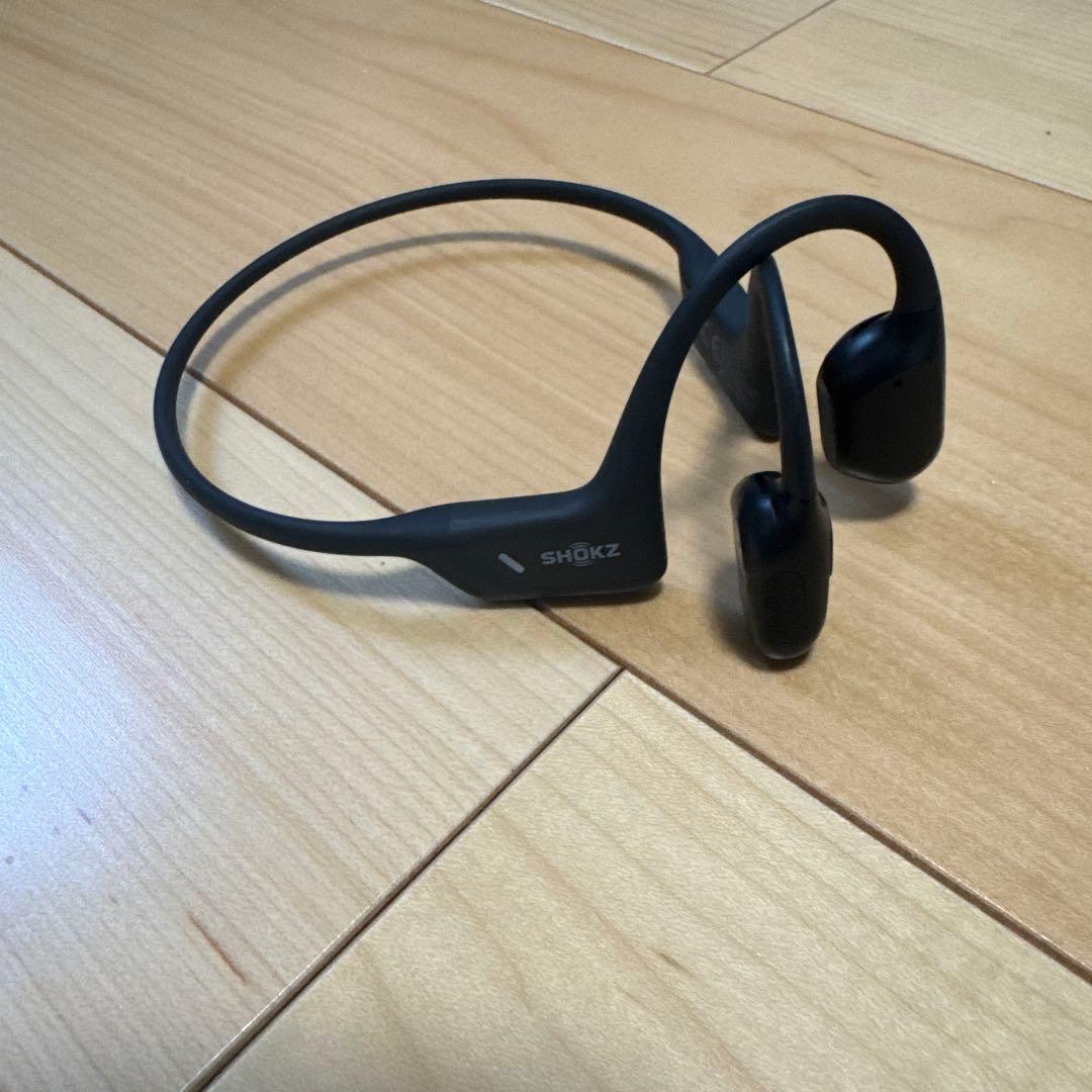 SHOKZ OPEN RAN PRO 骨伝導イヤホン 収納ケース付き