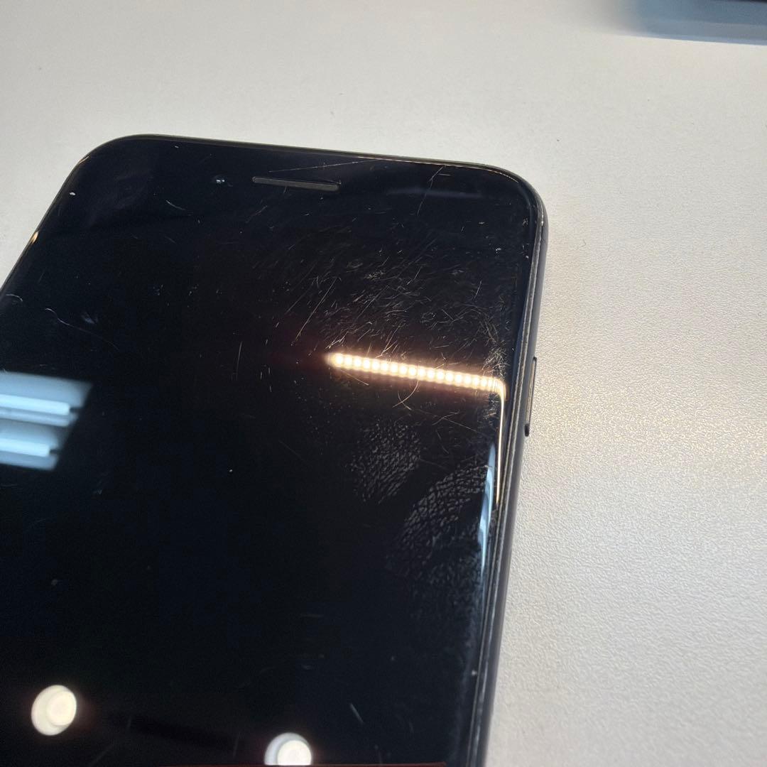 iPhone SE3 128GB ミッドナイト 86% ASIS品 外装キズ