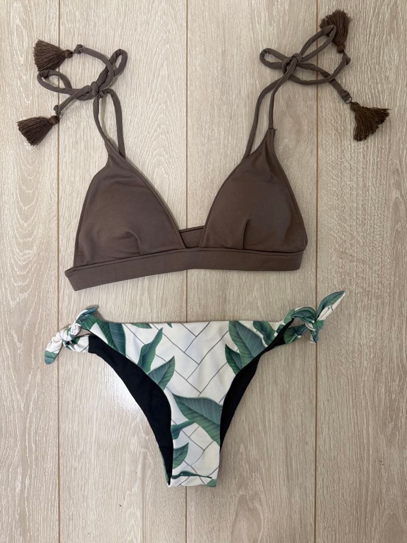 アリシアスタン　ビキニ　上下