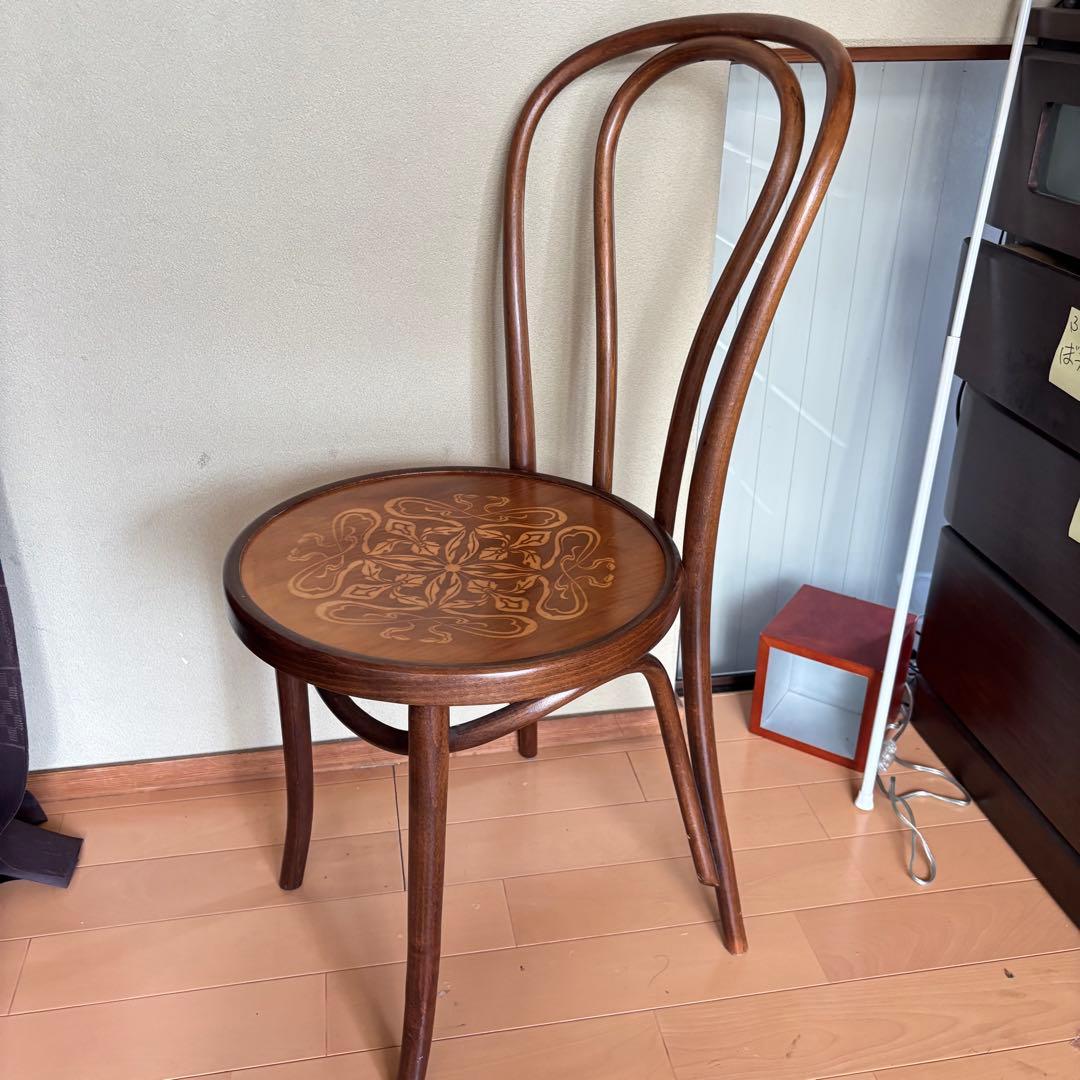 マチャ　　　　　ダイニングチェア　曲げ木 アンティーク風ウィンザーチ軽量①