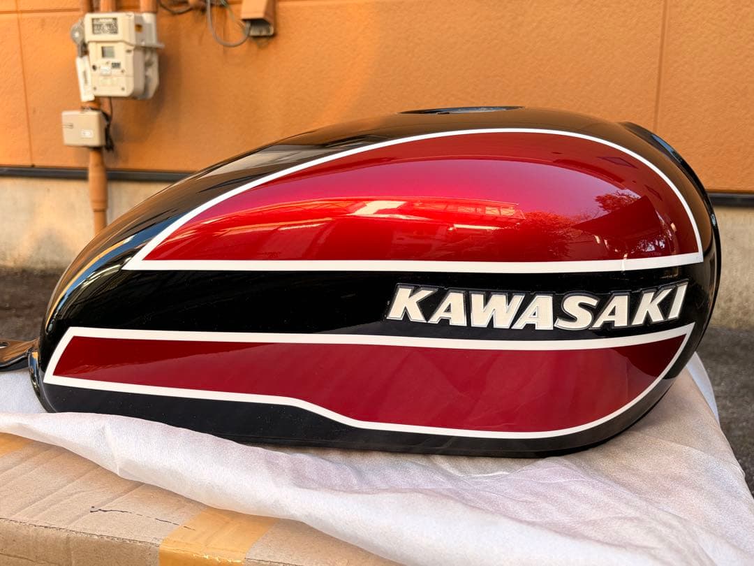 w400 W650 w800タンク　W3 ペイント　スムージング済