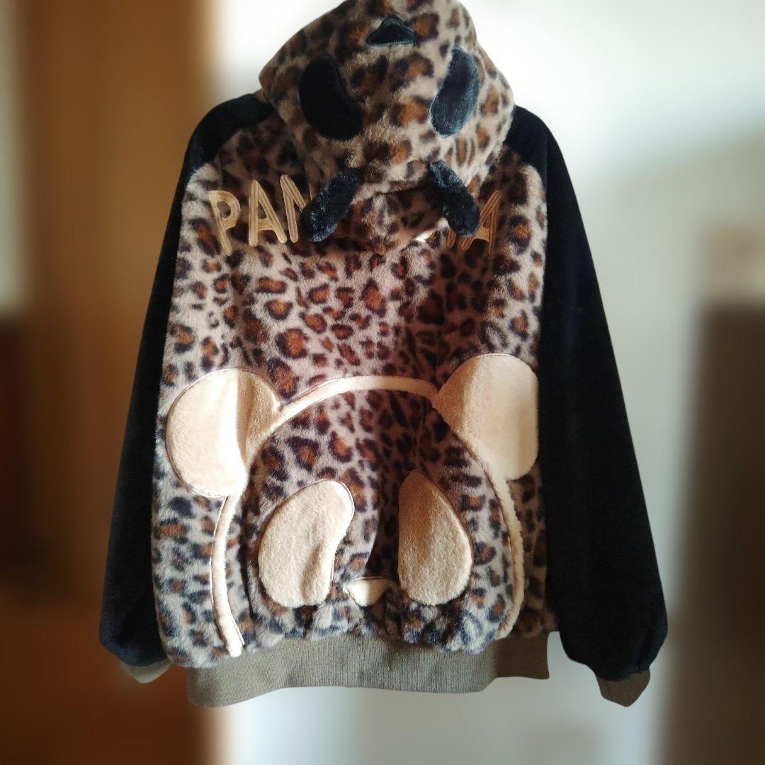 新品タグ付未使用✨️パンディエスタ ラグラン切替 フェイクファーパーカーLサイズ