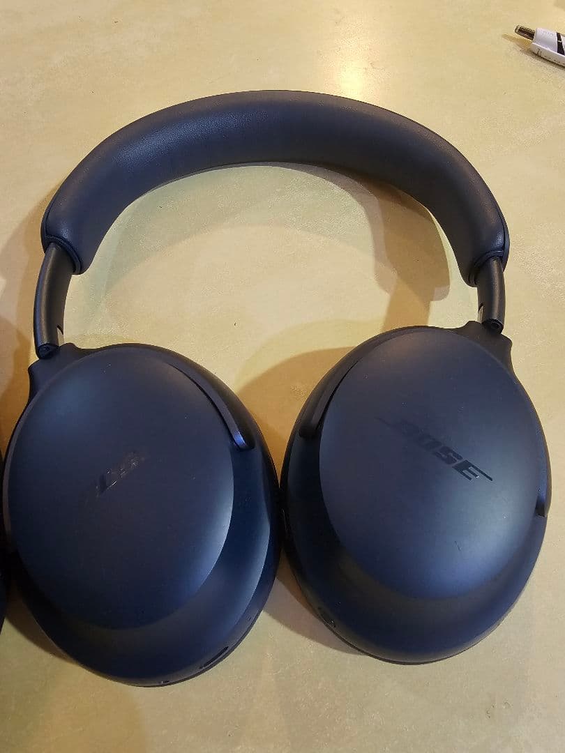 Bose ワイヤレスヘッドホン ダークブルー ケース付き