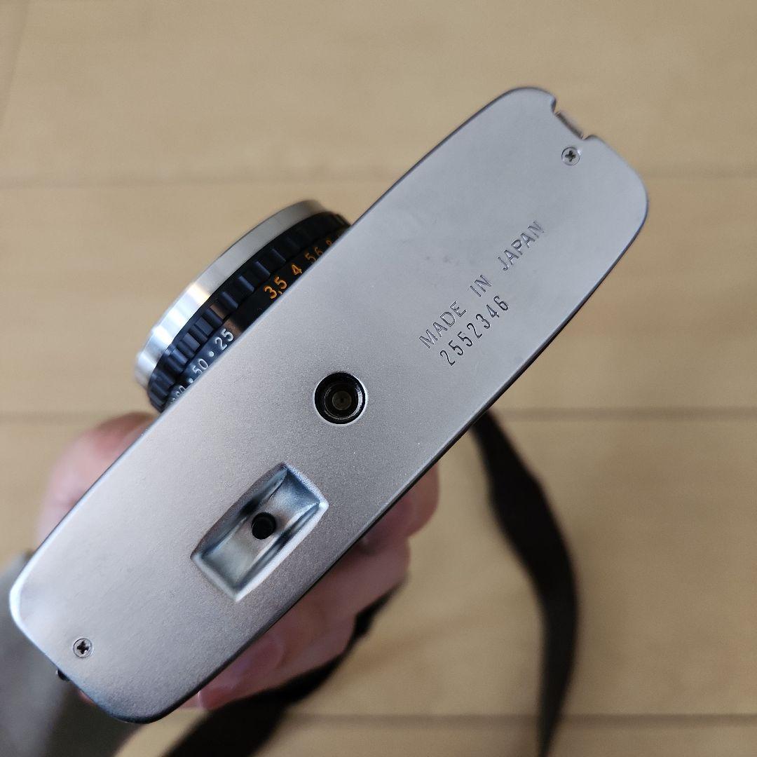 フィルムカメラ OLYMPUS PEN EE-2