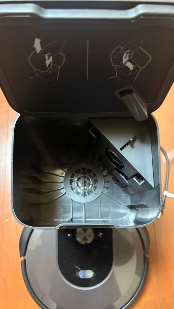 【美品/激安】ルンバi7＋/アイロボット (iRobot) ロボット掃除機