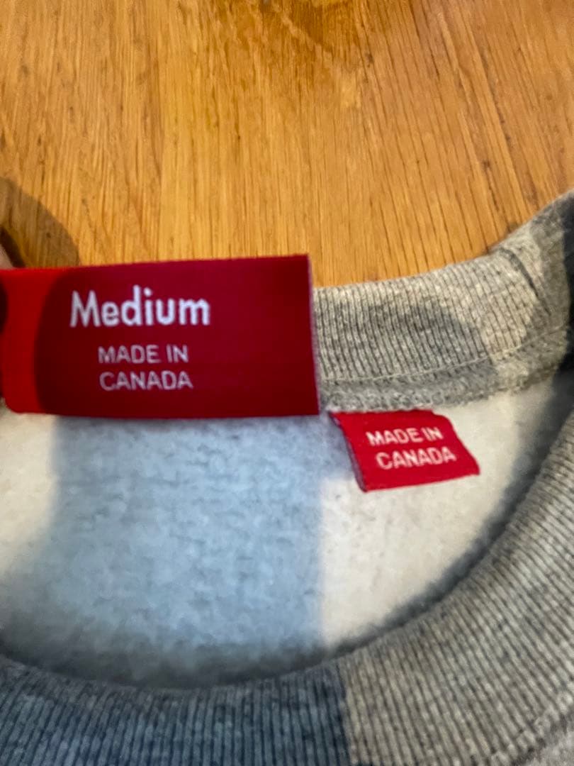 Supreme グレー トレーナー　24FW