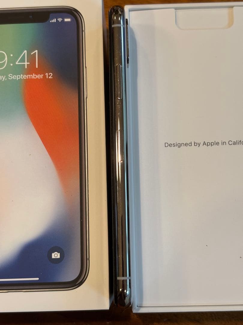 iPhone X ホワイト100% バッテリー64GB SIMロック解除済