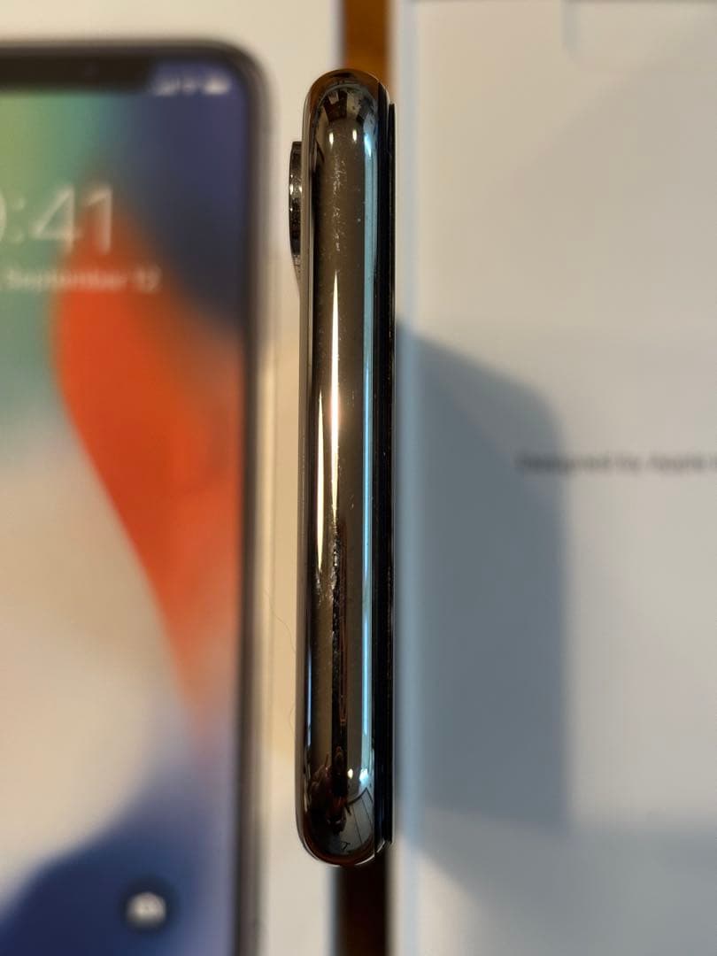 iPhone X ホワイト100% バッテリー64GB SIMロック解除済