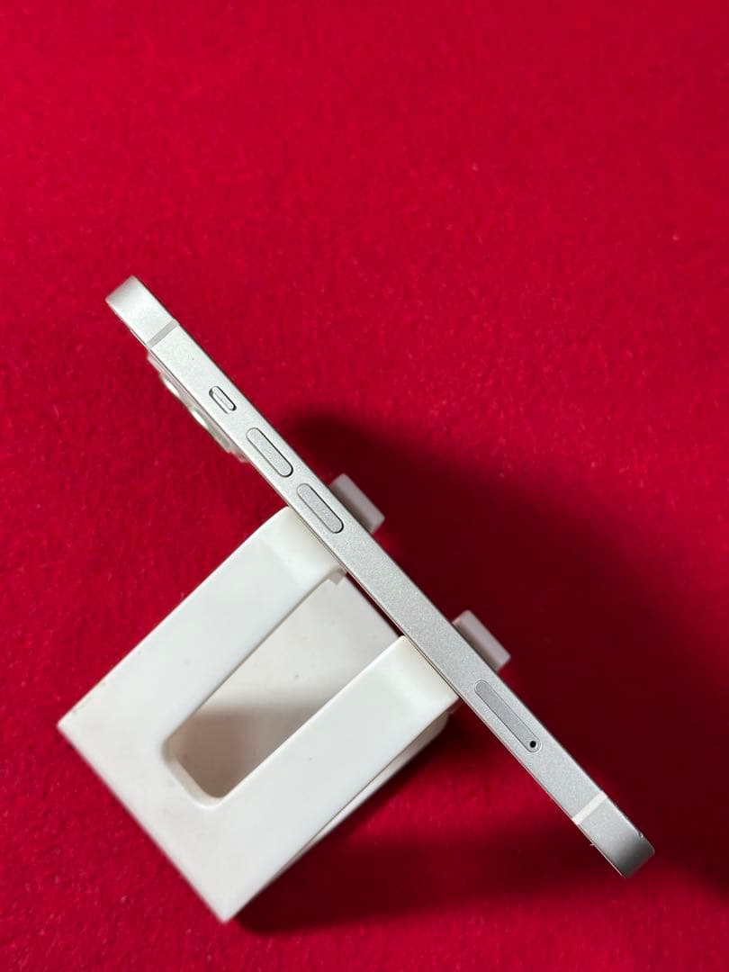 【5778】iPhone 13スターライト 128GB simフリー