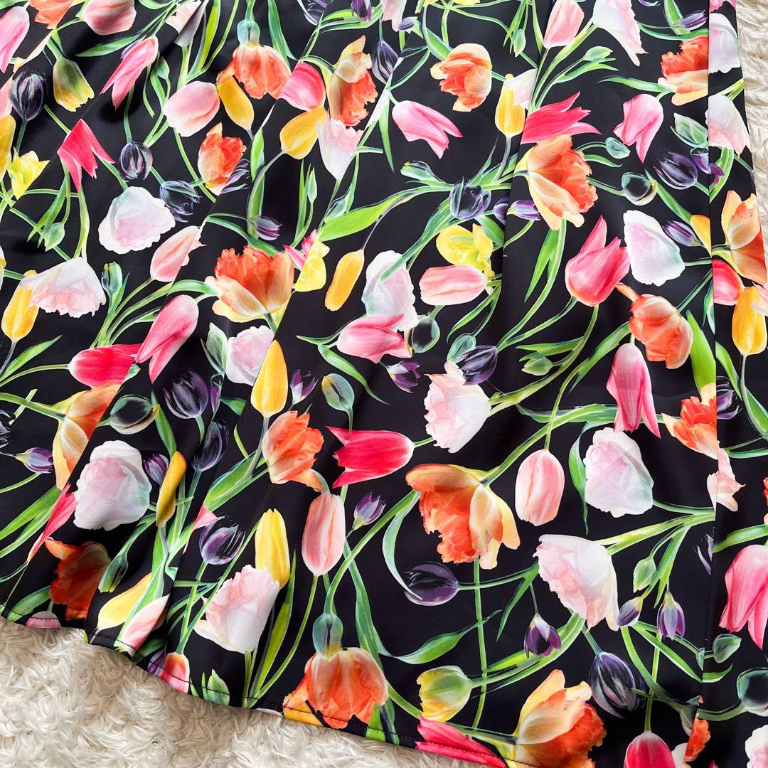 2025年 ビアッジョブルー チューリッププリントワンピース