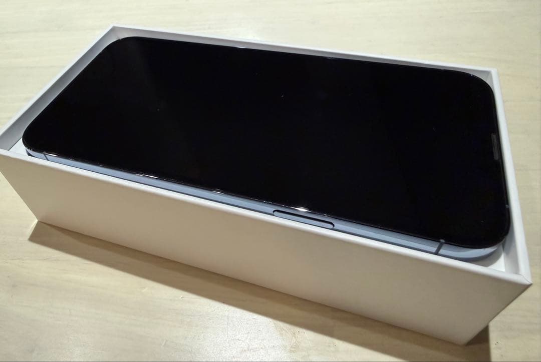 美品　iPhone 13 Pro Max 256GB