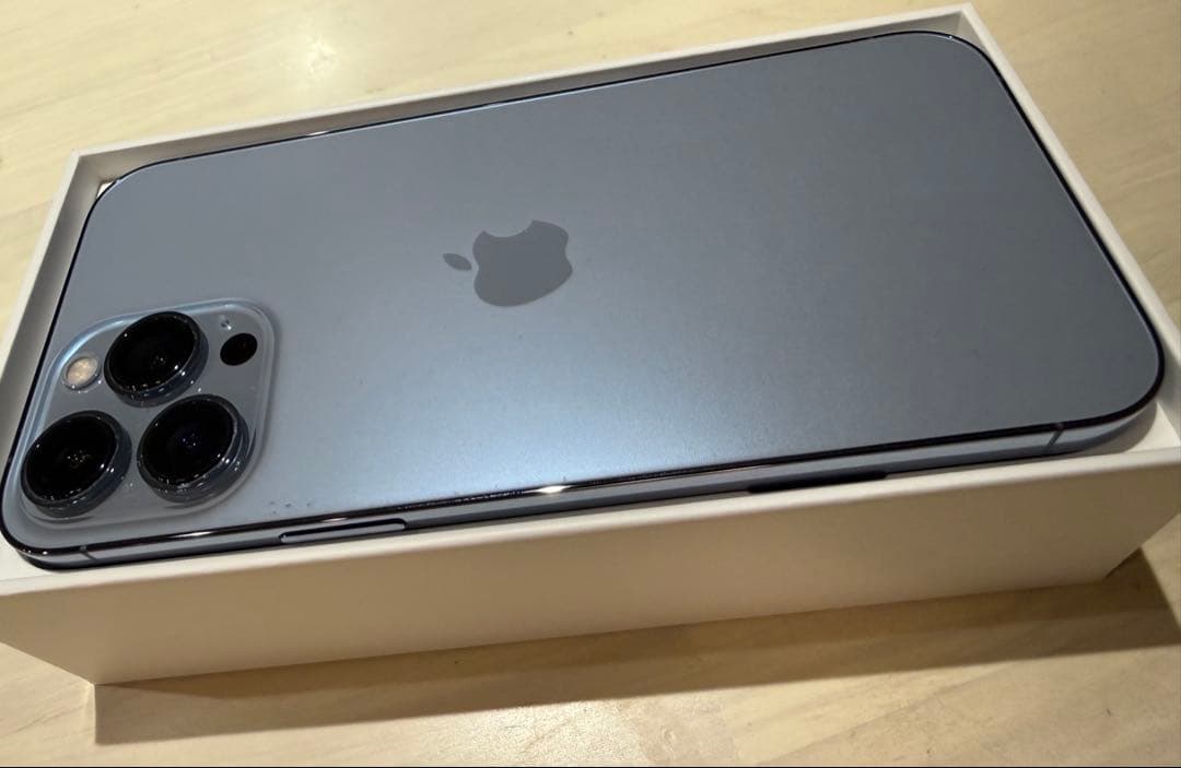 美品　iPhone 13 Pro Max 256GB