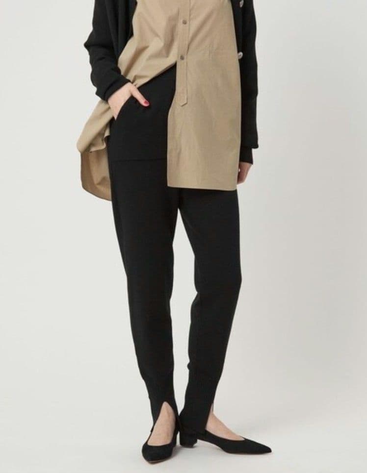 ＜conte＞スリット ニットパンツ ブラック