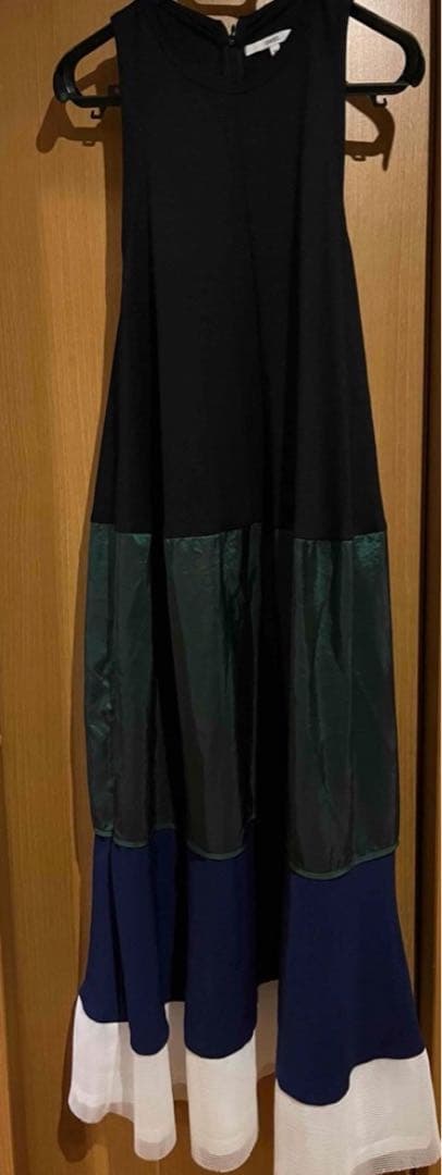 ワンピース UN3D. FABRIC MIX BORDER OP