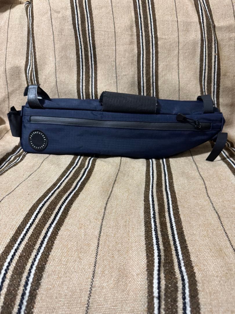 FAIRWEATHER フレームバッグ ネイビー ブルーラグ Surly