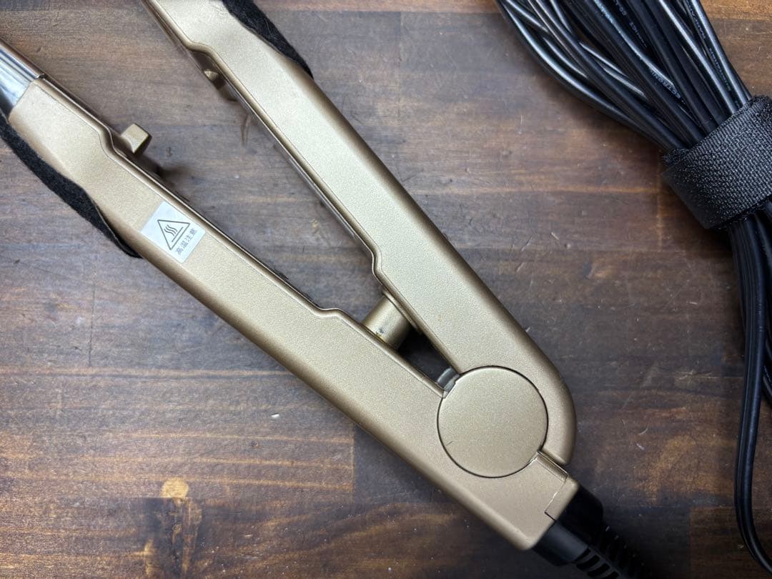 メデル　輝髪アイロン　ヘアオペ　MEDERU ストレート