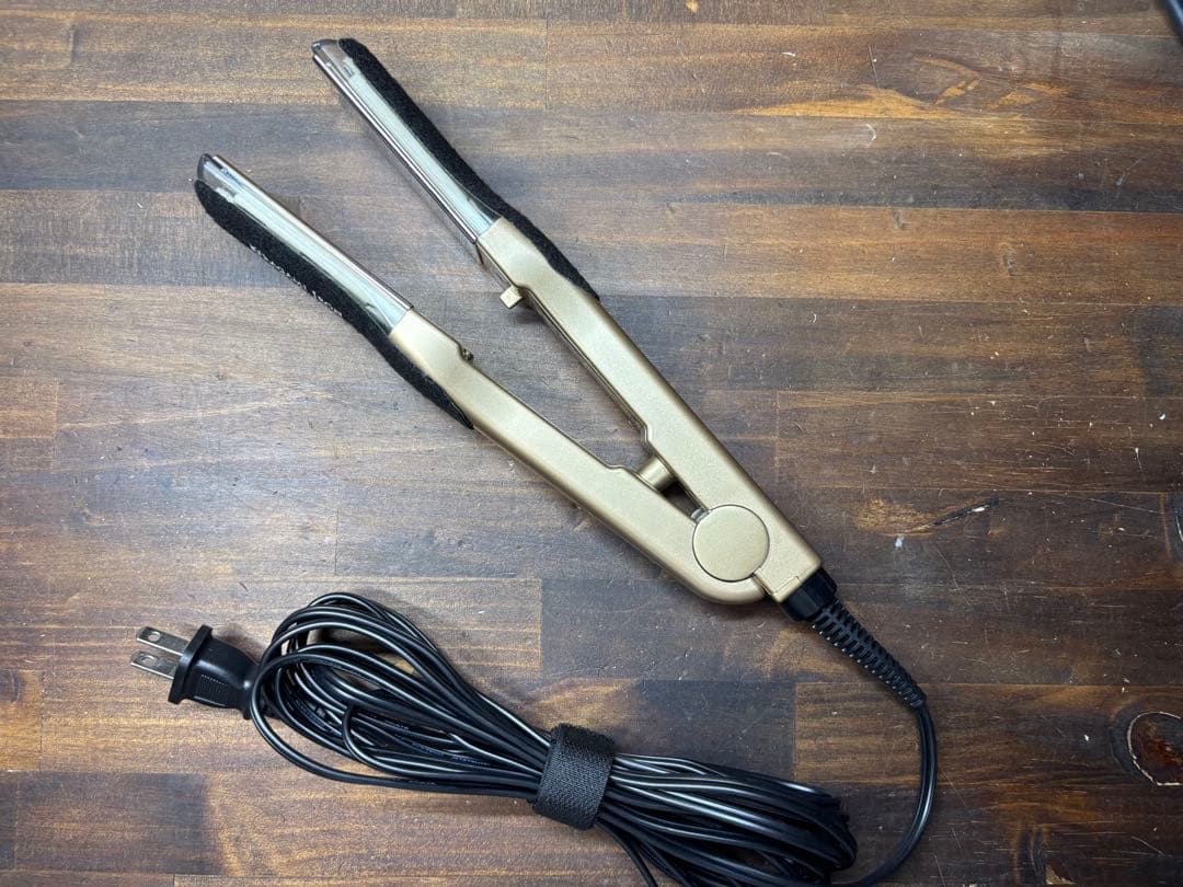 メデル　輝髪アイロン　ヘアオペ　MEDERU ストレート