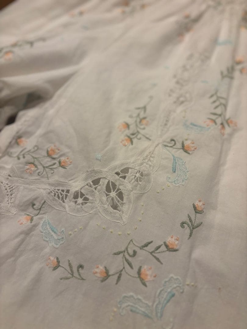 【arさま専用】刺繍入り ホワイト ワイドパンツ リメイク ビンテージレース