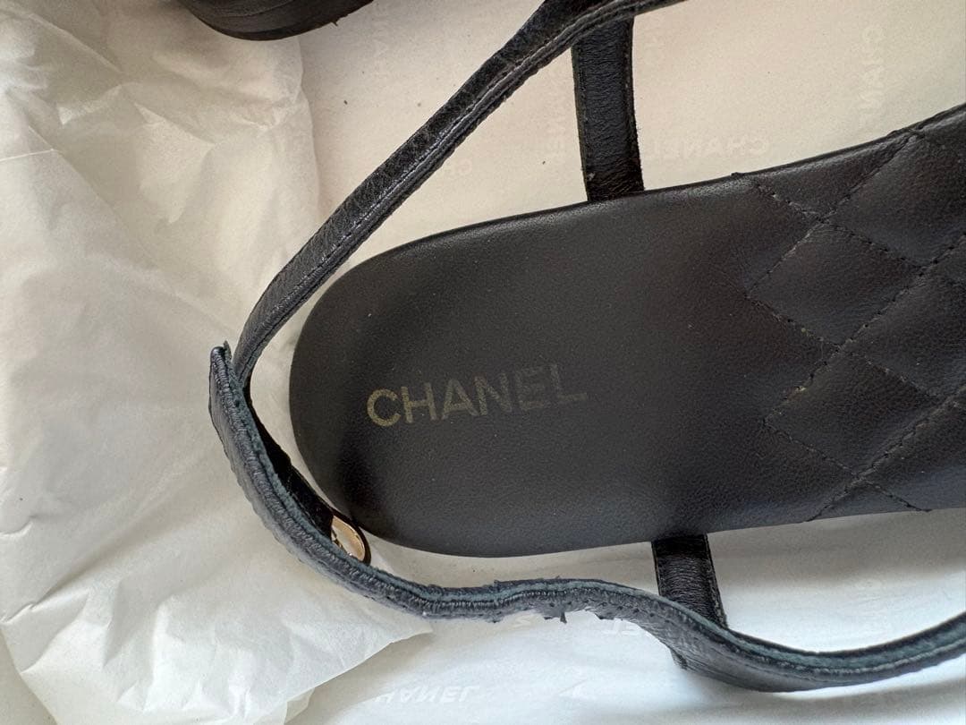 CHANEL キルティングサンダル 38.5 黒 ココマーク ゴールド