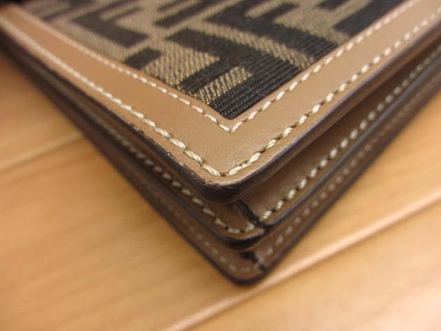 美品 フェンディ 7VA568 FFファブリック オーロック クラッチバッグ