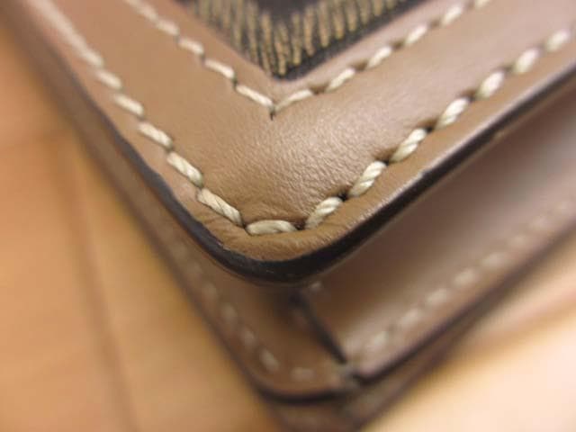 美品 フェンディ 7VA568 FFファブリック オーロック クラッチバッグ