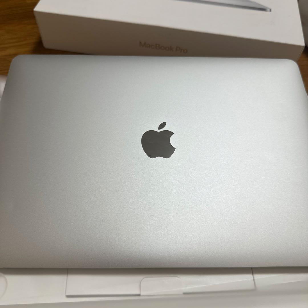 し*ち様 MacBook Pro 2020 13inch 16GB 512GB
