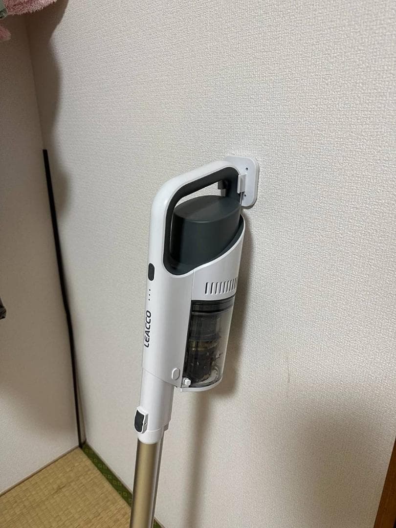 パワフルなコードレスサイクロン掃除機（自走式パワーヘッド、2000mAh）