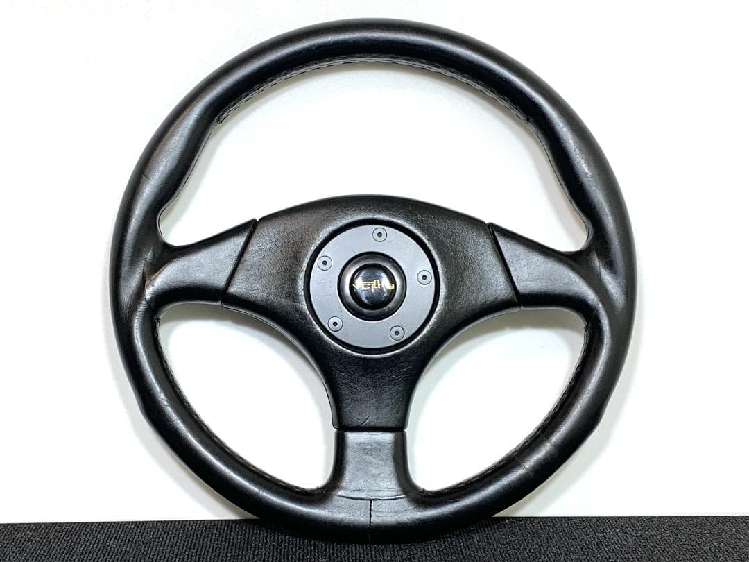 ヴィクトリア レザー ステアリング 36Φ ホーンボタン付き ヴィクトール