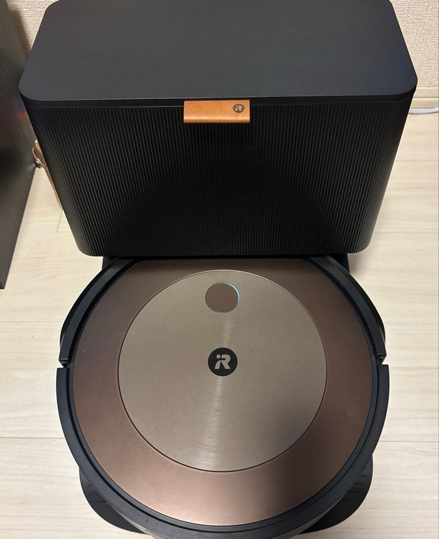 iRobot ロボット掃除機　ルンバ　j9+ 長期保証付き