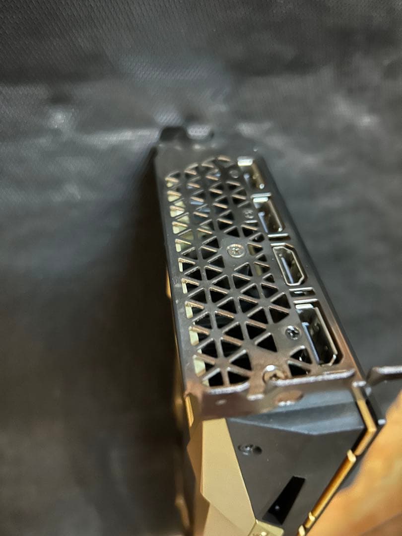 グラフィックボード・グラボ・ビデオカード NVIDIA Titan v 12GB