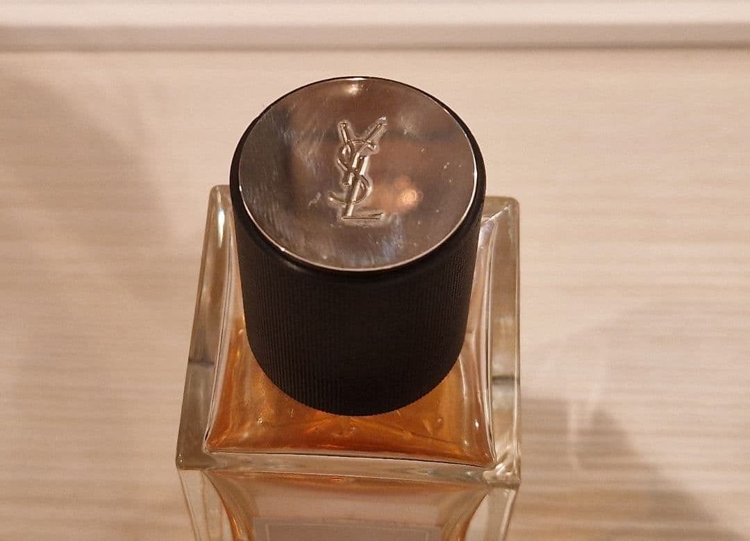 イヴ・サンローラン　ル　ヴェスティエール　デ　パルファム　タキシード　125ml