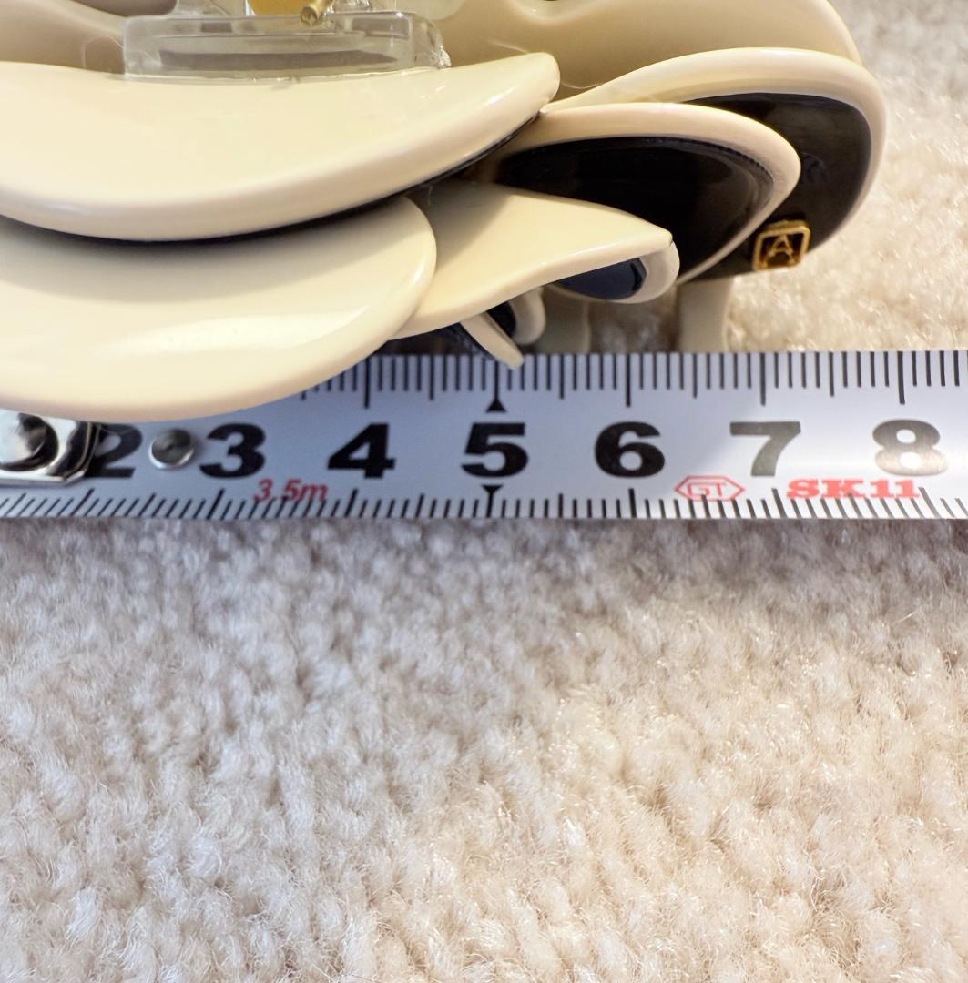 アレクサンドル　ドゥ　パリ　カメリアヘアクリップ　ブラック