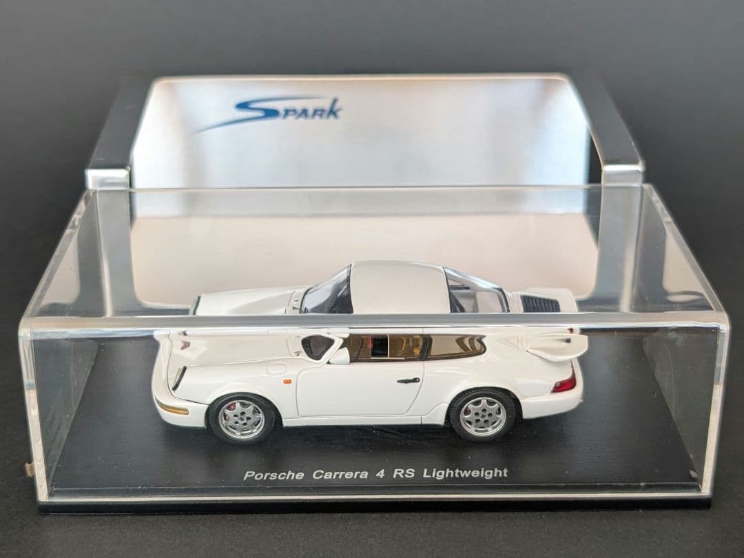 スパーク 1/43 ポルシェ 964 カレラ 4 RS ライトウエイト ホワイト