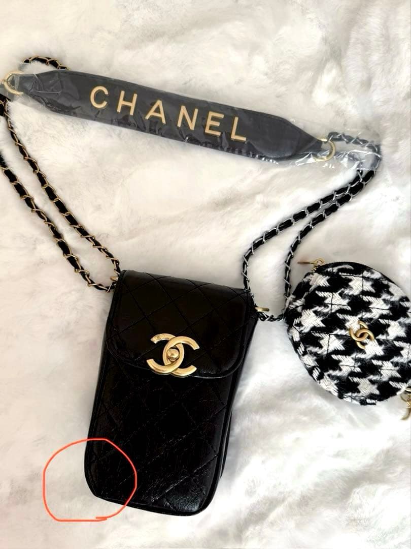 シャネル ノベルティ スマホショルダーバッグポ－チセット