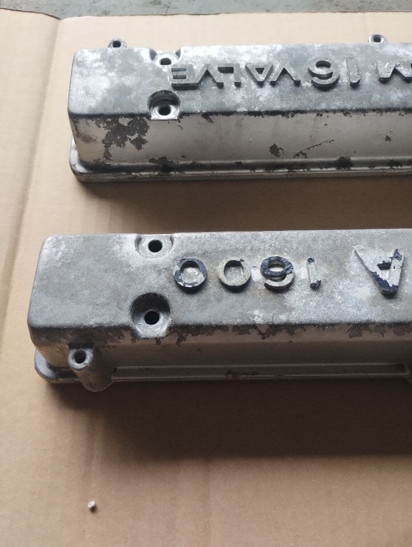 TOYOTA 1600 ツインカム 16バルブ エンジン部品　4AG