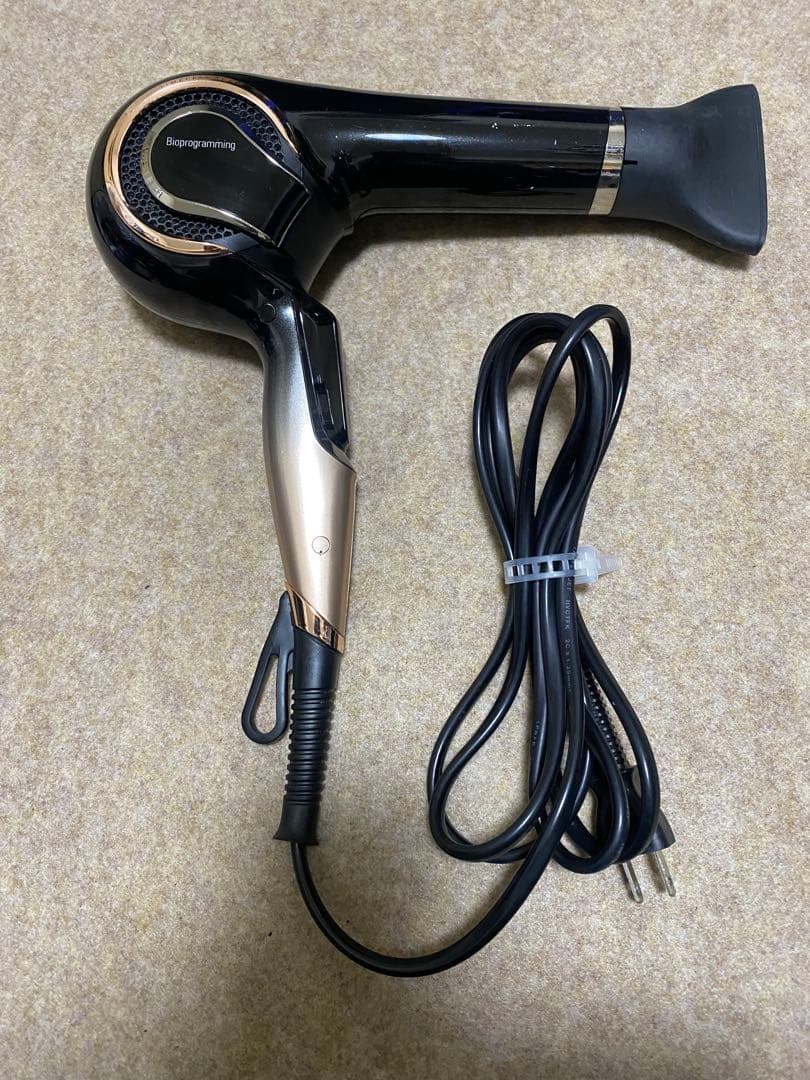 リュミエリーナ　レプロナイザー 4D plus ヘアビューロンヘアビューザー2