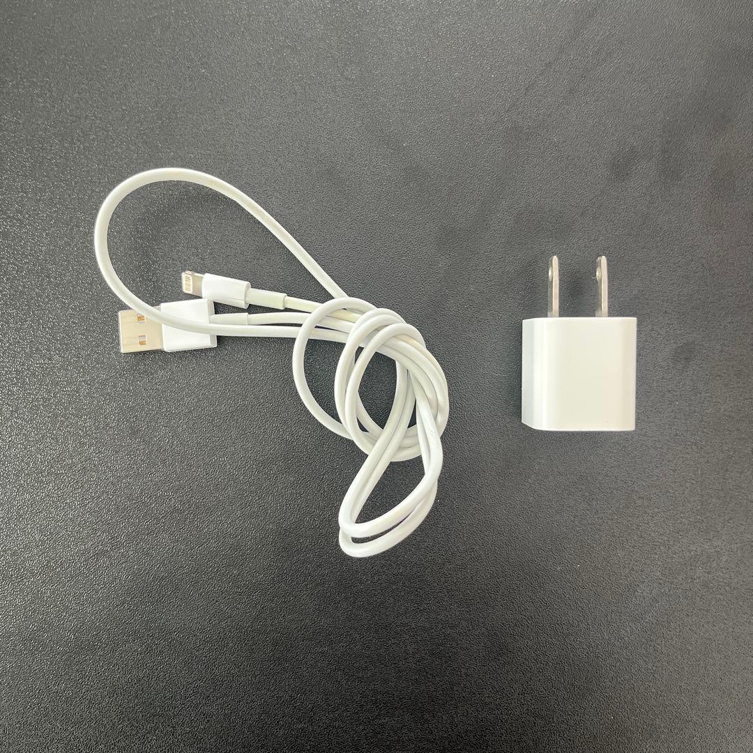 iPhone8 64GB スペースグレー本体