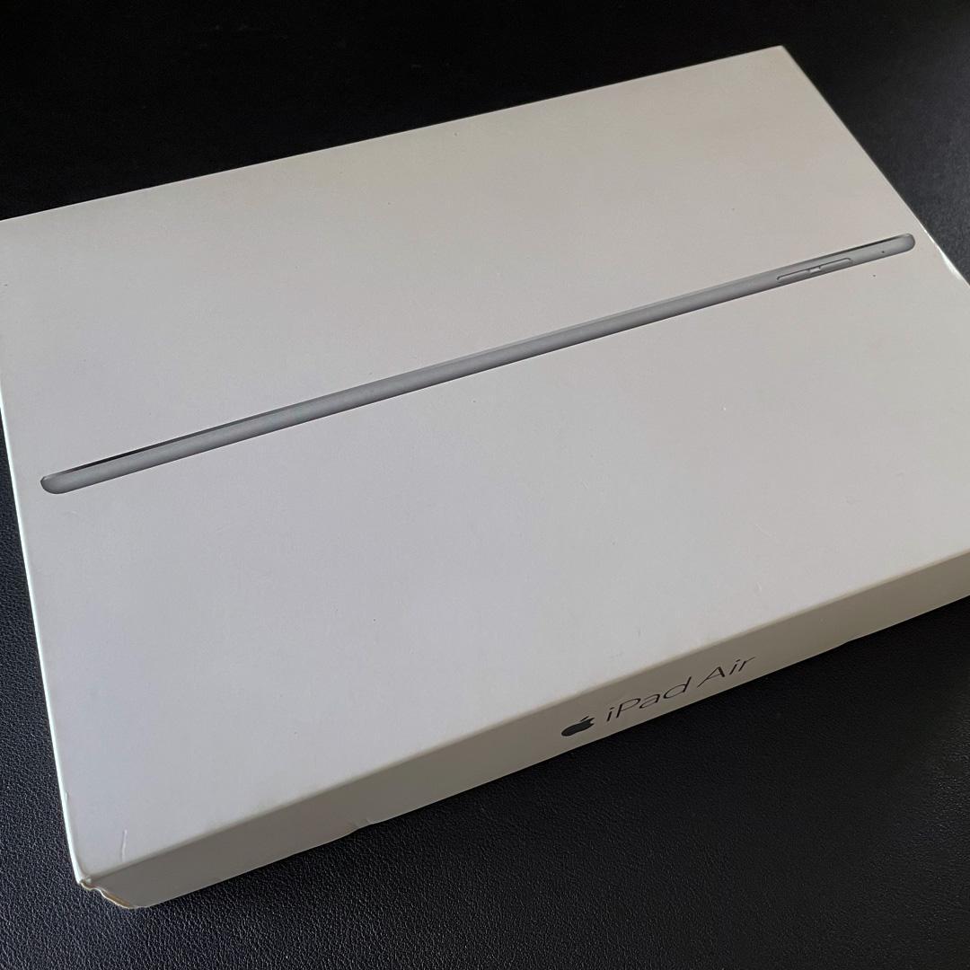 iPad Air 2 Wi-Fi+Cellular 16GB SIMフリー