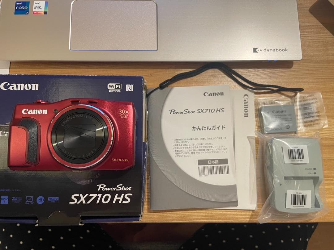 ☆新品同様　使用数回☆　Canon PowerShot SX710HS