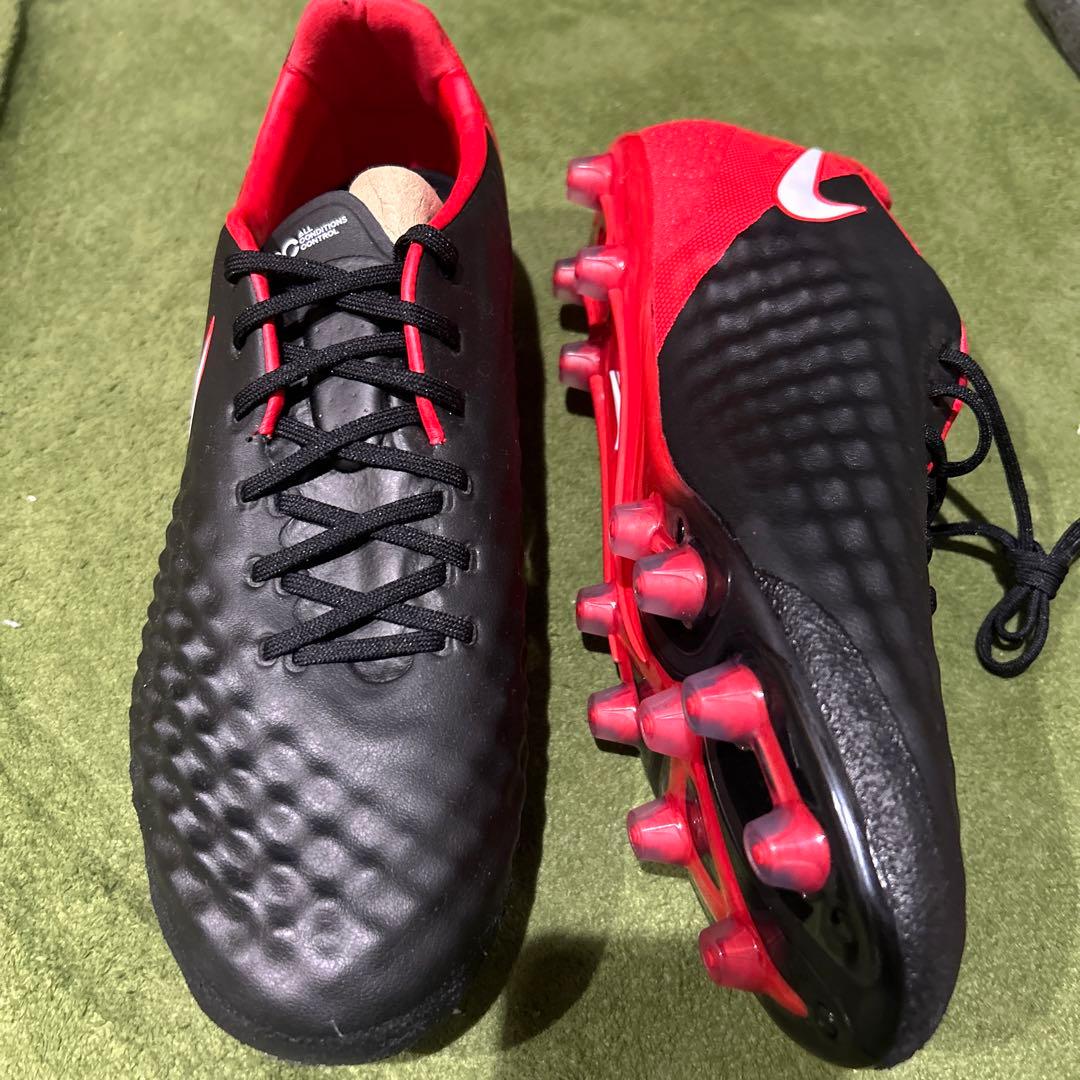 NIKE マジスタ　オーバス　II HG-E