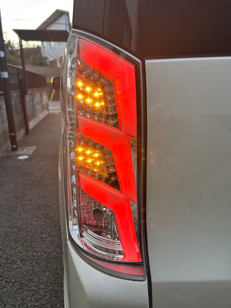 ステップワゴン　RK LEDテールランプ コーリン