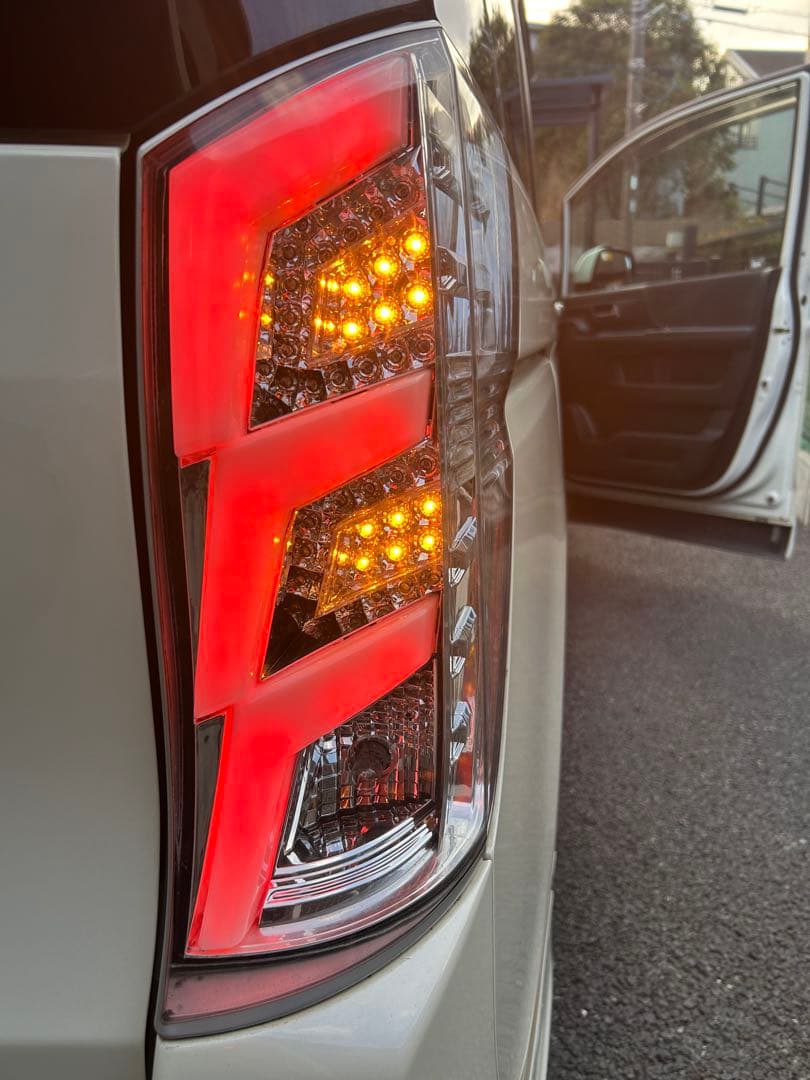 ステップワゴン　RK LEDテールランプ コーリン